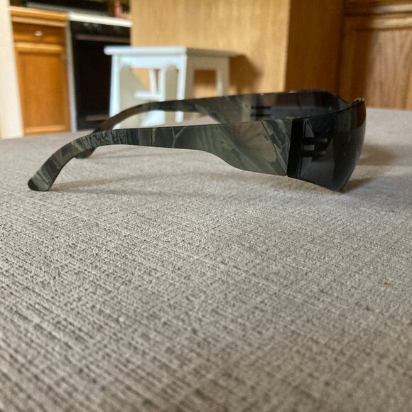 Camo Frame with Gray Lens Biker Style Sunglasses - Brand New - Picture 6 of 14